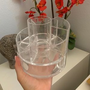 Plastic cosmetics storage